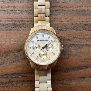 Michael Kors Horn Watch